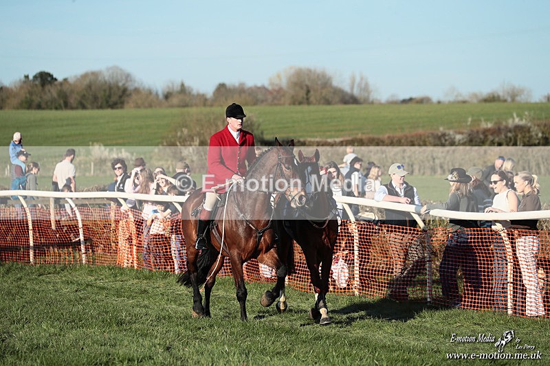 PtP 210326 1376 - VWH Cirencester Races 21/03/26