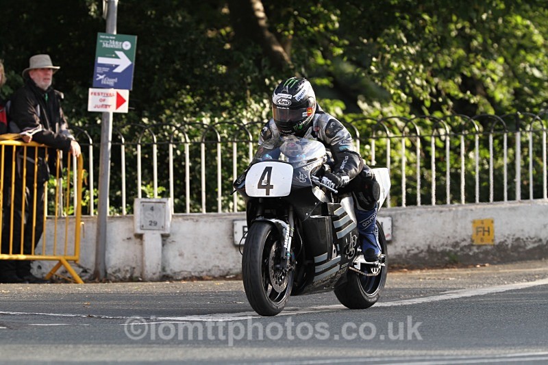 FOM_0016 - Norton Parade Lap