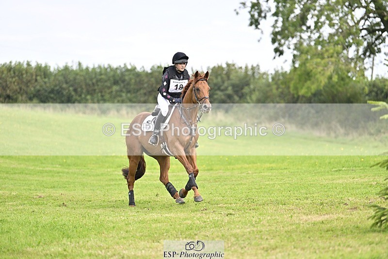 240831A-124921-02379 - 018-Tabitha.Trevelyan-Johnson-DUEL.IN.THE.SUN