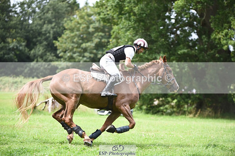 240804-114730-12371 - 351-Rupert_Batting-COOMBELAND_CEVIN