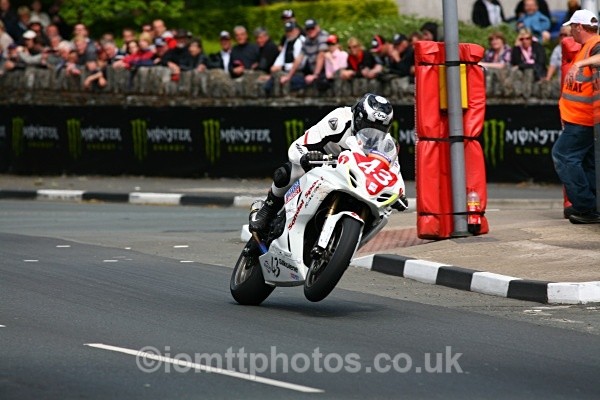  - Senior Race - TT 2010