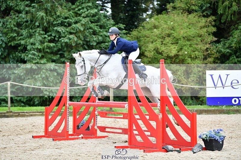 240712-111139-32922 - Cls 137 British Novice and 90cm Open