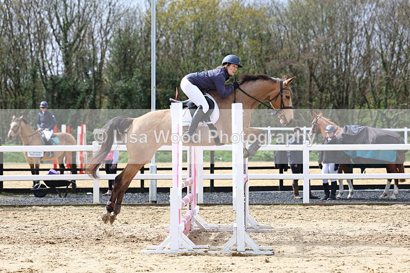 3E7A0894 - Class 4: Senior British Novice/90cm open