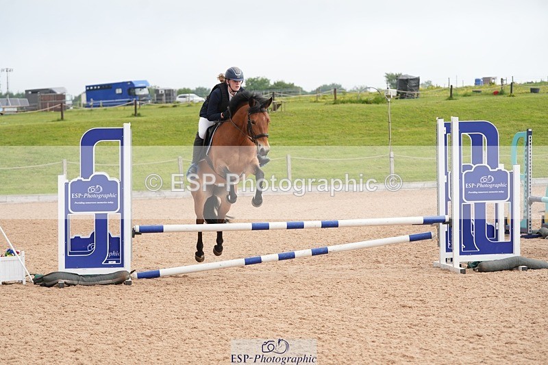 260523-100511-00024 - Cls 1 Pony Intro 70cm