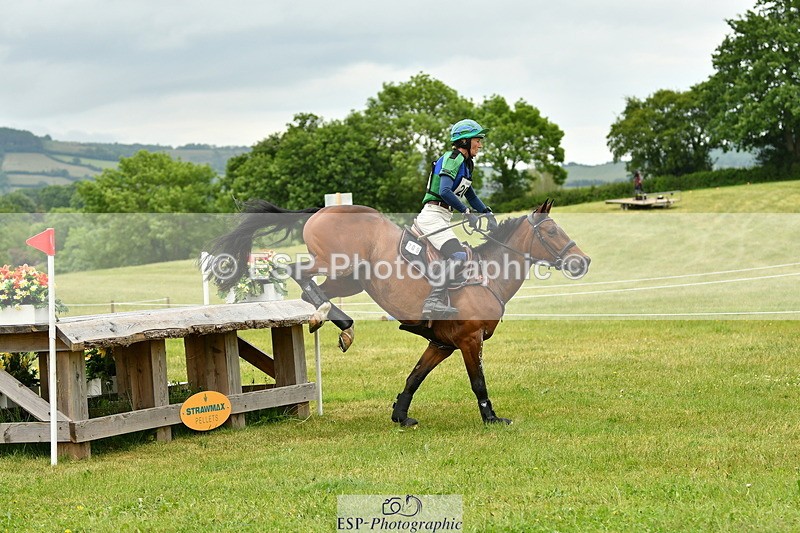 250524A-143242-13744 - C-209-Sarah.Gairdner-WESTPOINT.QUICK.LETS.PARTY