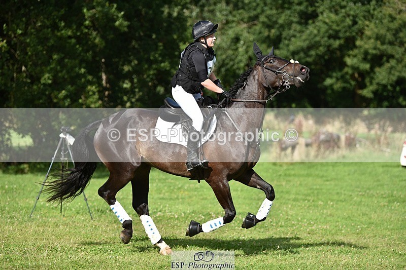 240803-164722-09364 - 274-Molly_Frampton-OBSIDIAN_ROYALE