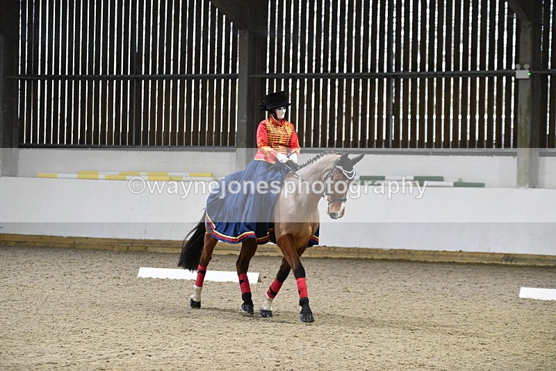 WJ5_9278 - Time 13:04 to 13:41 Fancy Dress DTM