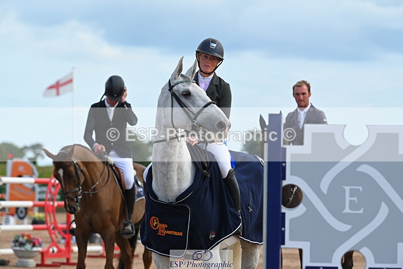 230721A-172246-08073 - Cls 10, 2 Star Big 1.45m Break to End