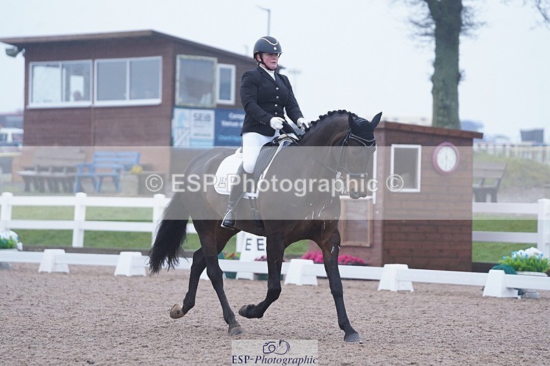 250215-115146-03533 - 162-Helen.James-Lisa.B