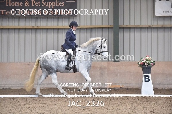 JAC_2326 - CLASS 3 NOVICE 1
