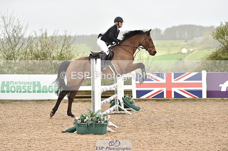 240405A-110702-00674 - Cls 8 British Novice and 90cm Open