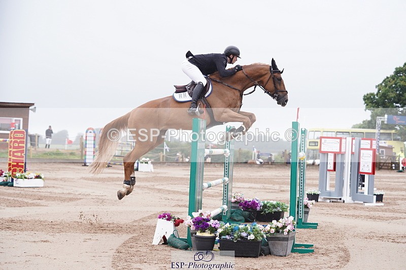 240720A-113140-14338 - Cls 3, 3 Star Small Tour 1.40m