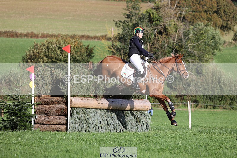 241025-110542-06407 - 010-Julia.Norman-SCOTCH.ON.THE.ROCK'Z