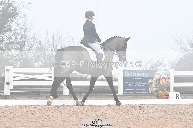 240217A-124637-02298 - 119-Shona.Mclauchlan-Diamond.Darco