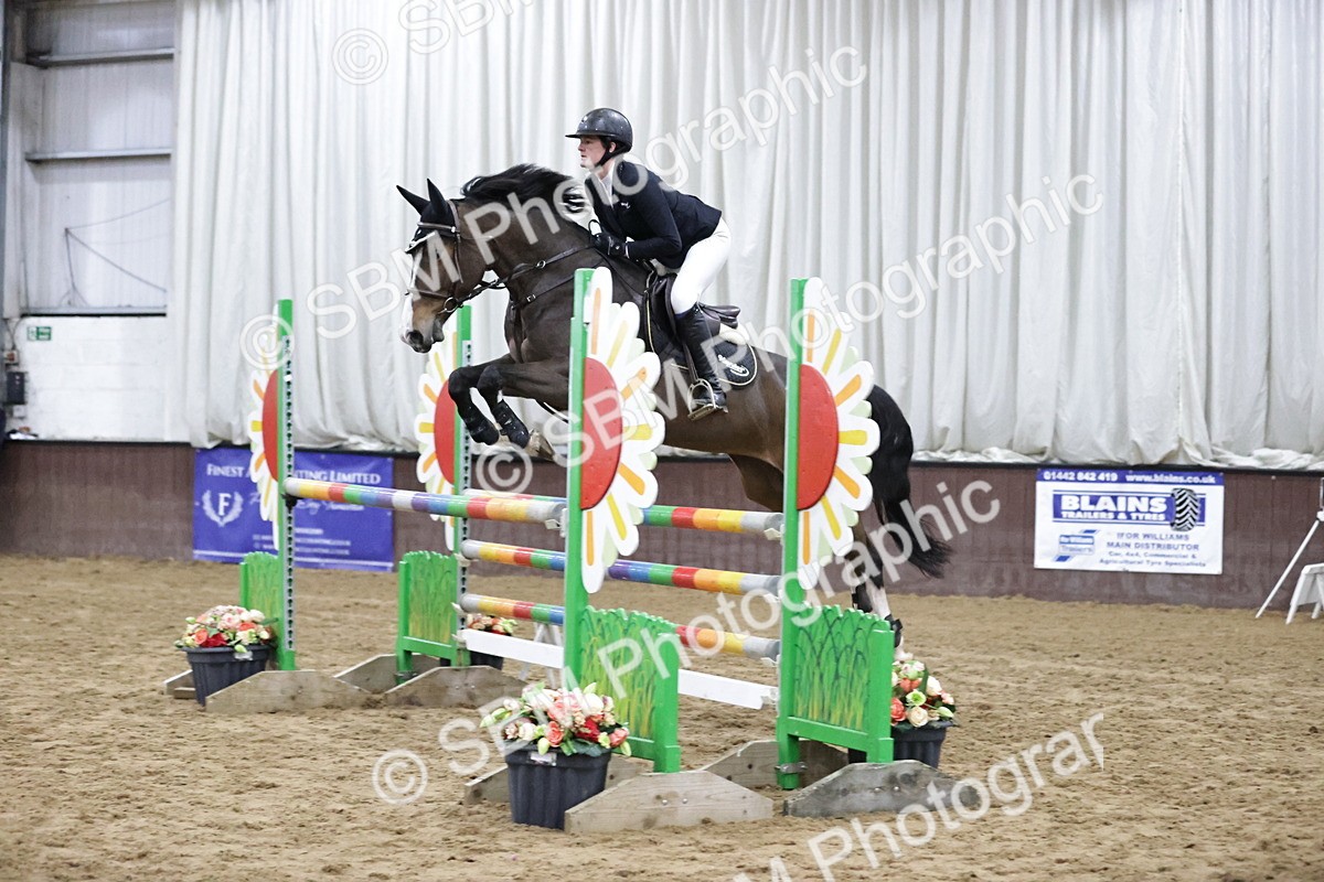 SBM_001047 - Class 4 - Senior Newcomers/ 1.10m Open