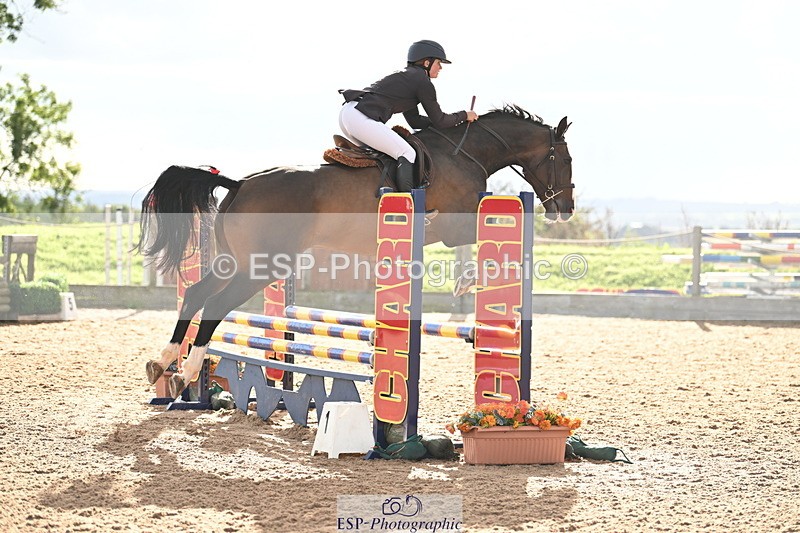 240912A-170631-02466 - Cls 7 Snr 90cm Open Speed Derby