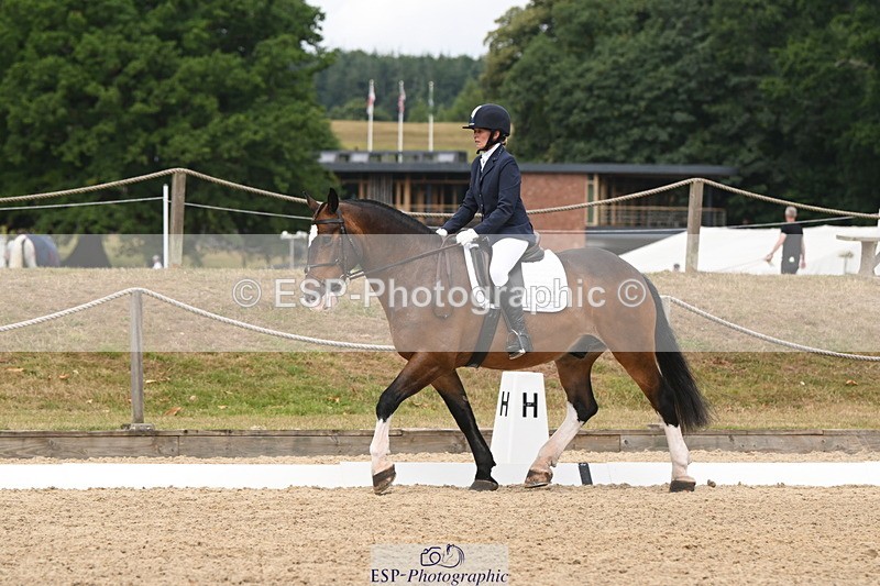 250719A-120132-04533 - 026-Carol.Quantrill-Cormoy.Lad