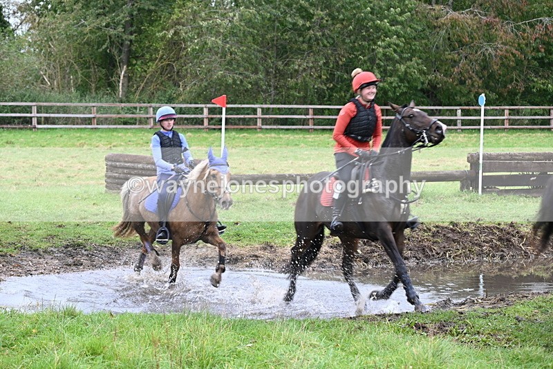 WJ6_6728 - Time at Photographer 13:06 to 13:23