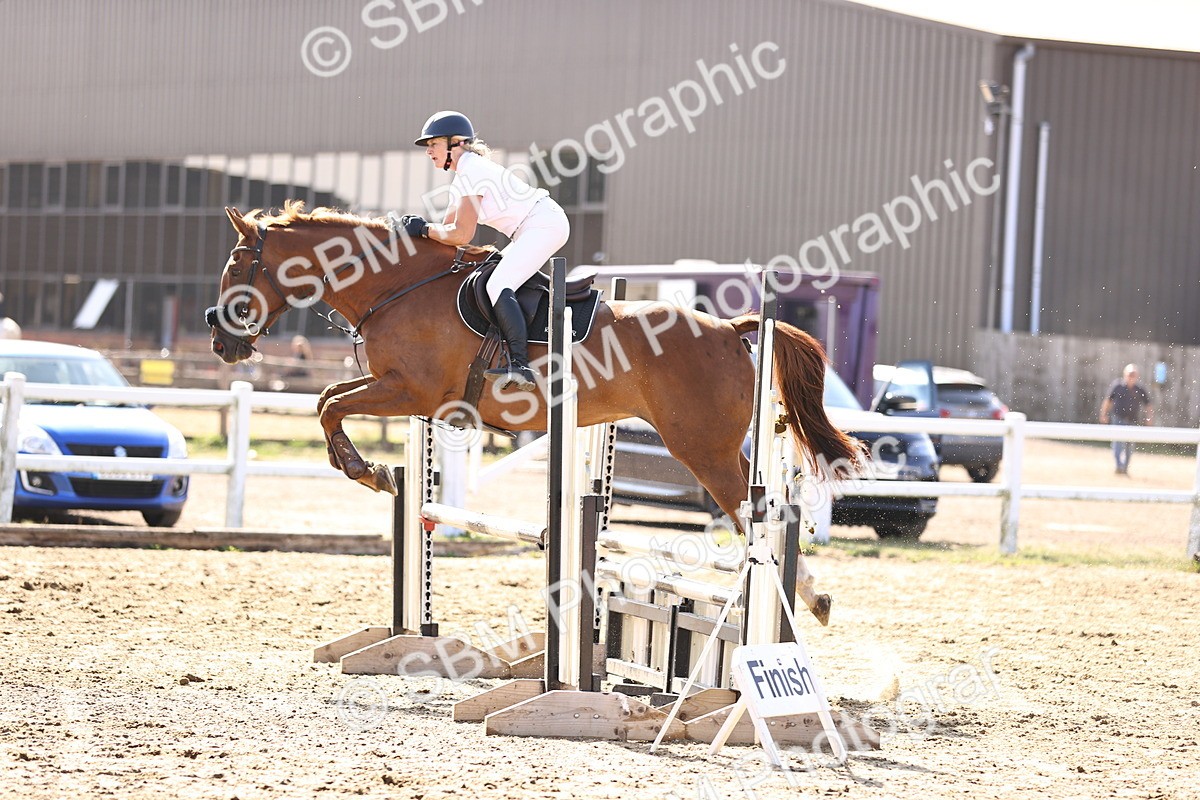 SBM_005686 - Class 9 - Senior British Novice - 90cm