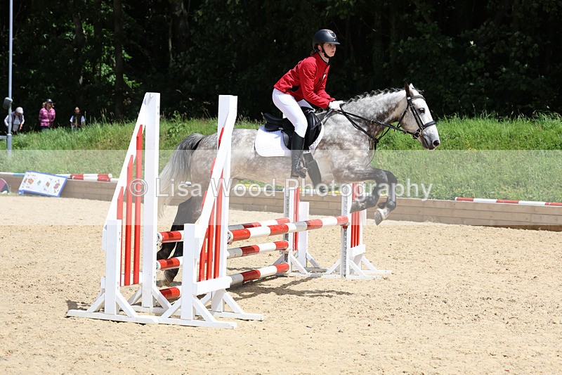 3E7A2625 - Class 4: 70 -75cm Part B