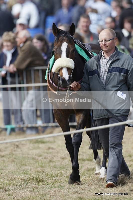  GRD 030510 104 - Guernsey Race Day 03/05/10
