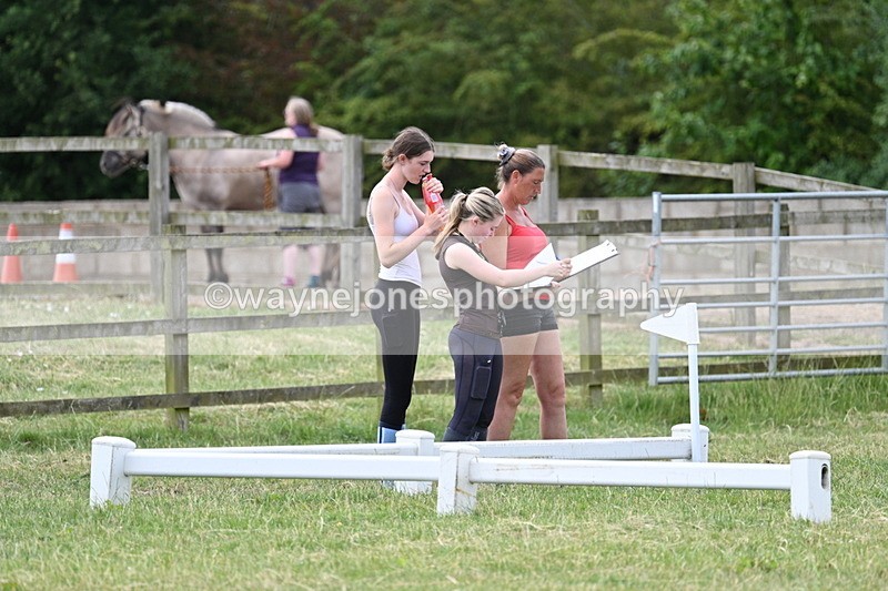 WJ7_5372 - 60cm XC Time 10:17 to 10:49