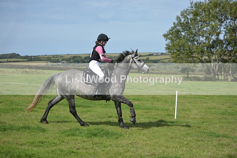 RAY_8408 - Class 1: Trebudannon Open: Red Table