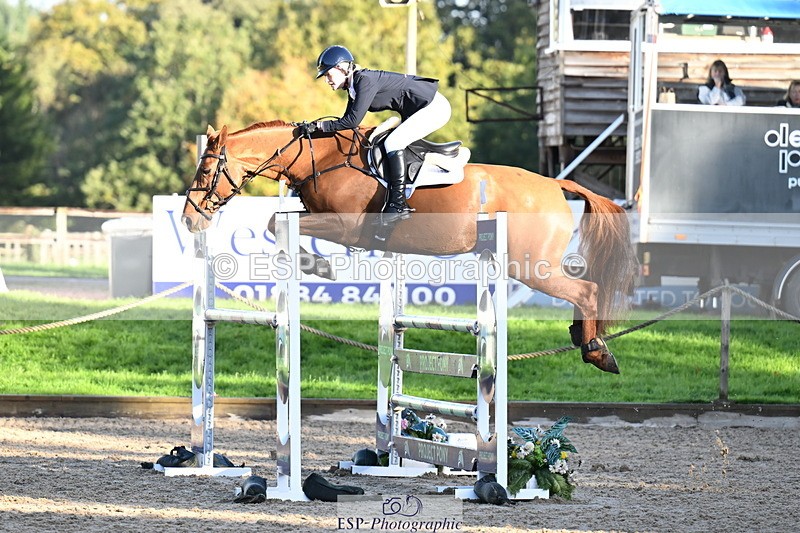 251024A-095401-06271 - B-127-Jessica.McCaldin