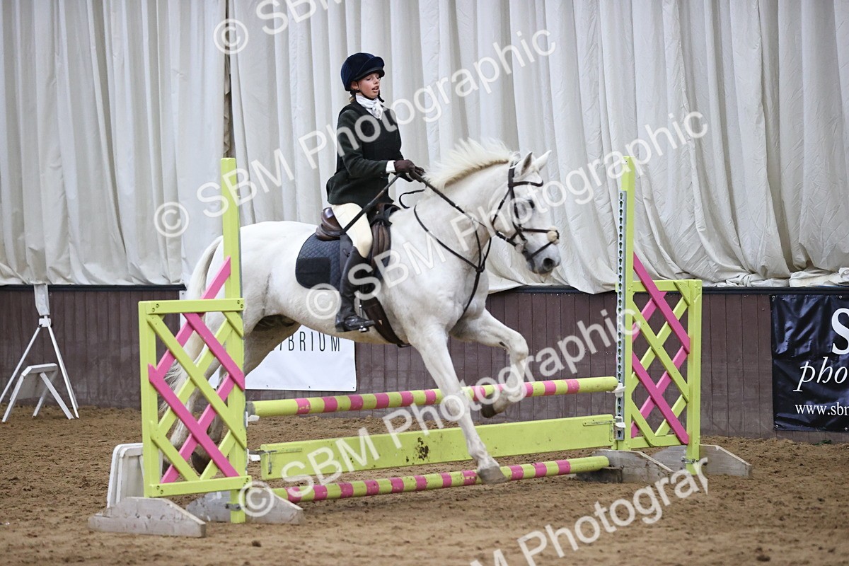 SBM_001838 - Class 5 - Henlow Veterinary Hospital 70cm