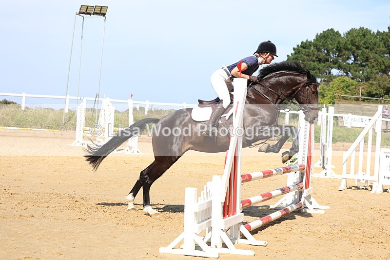 3E7A1307 - Class 9: 80cm Senior