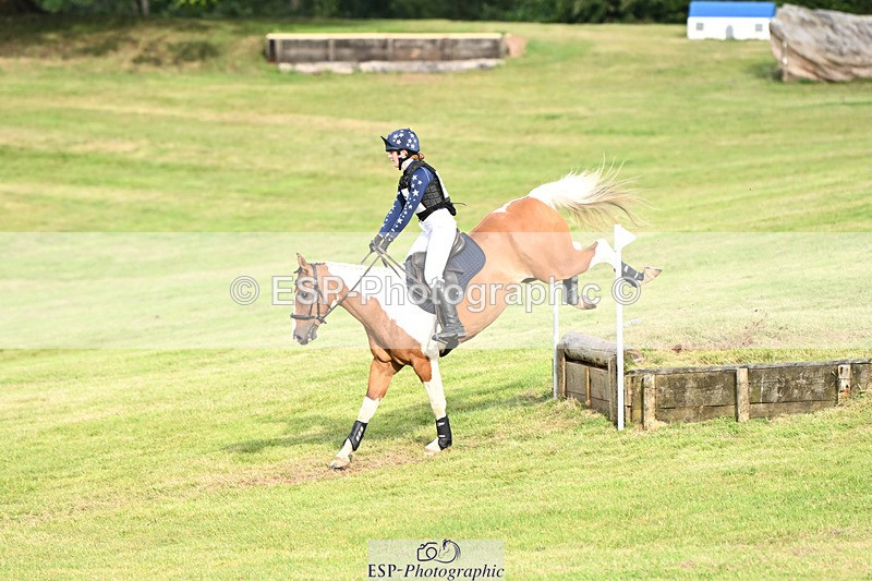 240825X-171413-37449 - 80cm XC 16.30 to 17.30