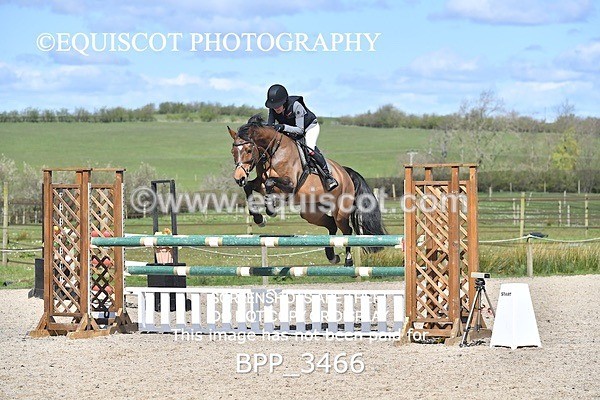 BPP_3466 - CLASS 6 Senior Newcomers/ 1.10m Open