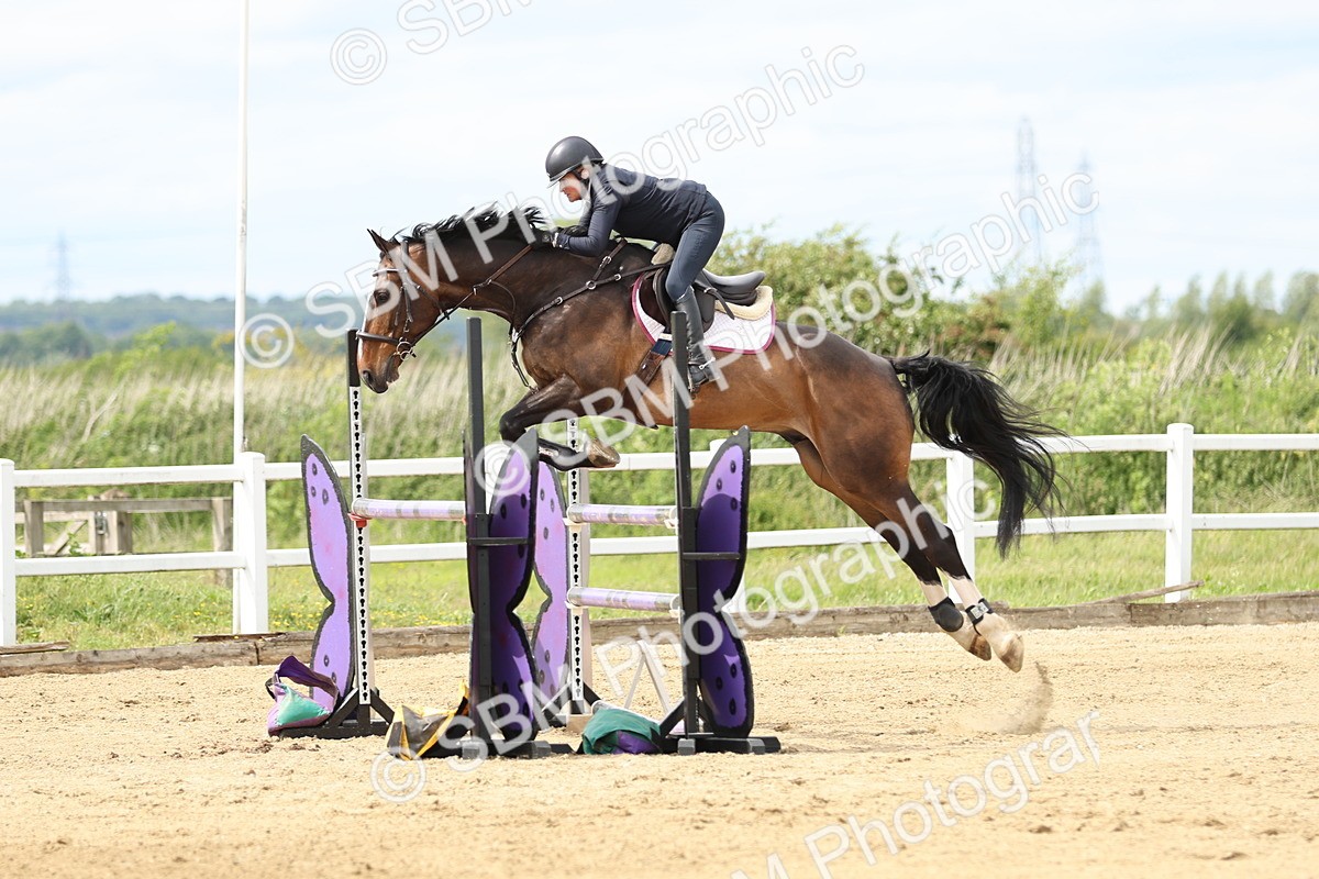 SBM_001302 - Class 5 - Senior Foxhunter - 1.20m