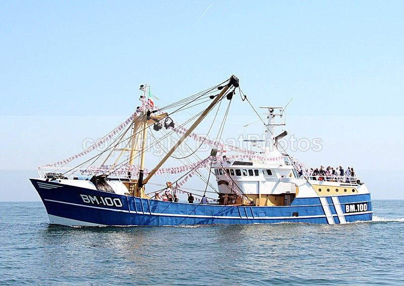 060617 BM-100 9406 - BRIXHAM TRAWLER RACE 2006
