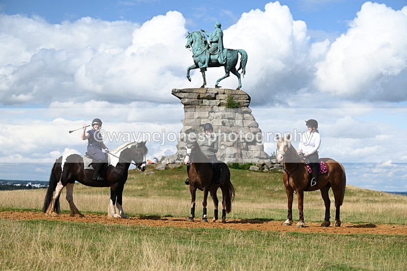 DSC_0254 - Time at Statue 15:58 to 16:05