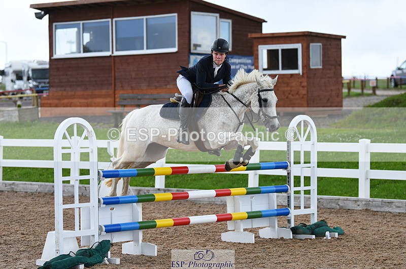 230715A-125032-01100 - Cls 4 Newcomers & 1m Open