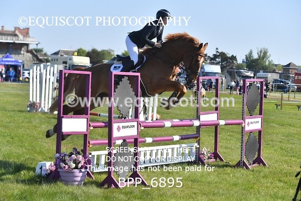 BPP_6895 - CLASS 1 Senior Newcomers/ 1.10m Open