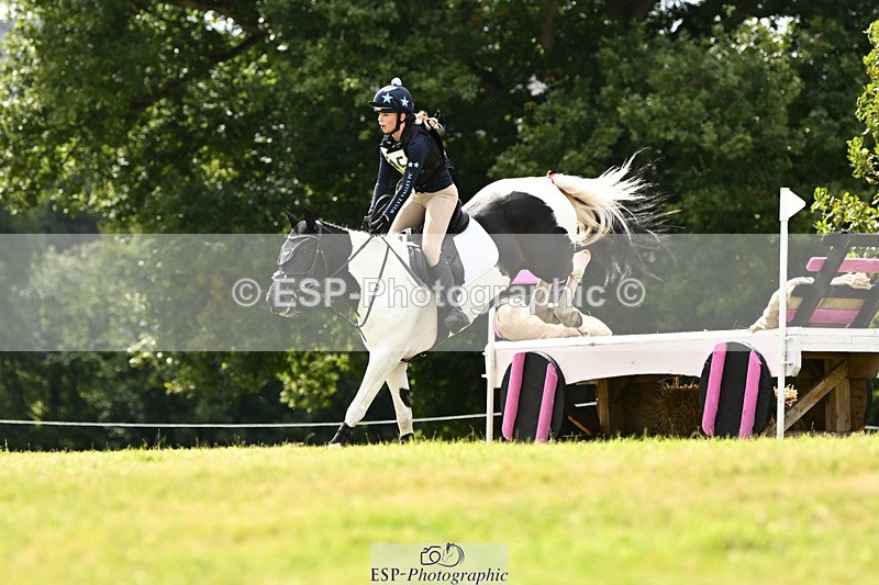 240825X-151446-35598 - 80cm XC 14.30 to 15.30