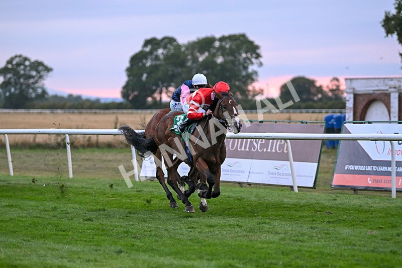 150825-Race 6-Made All-3141 - Race 6