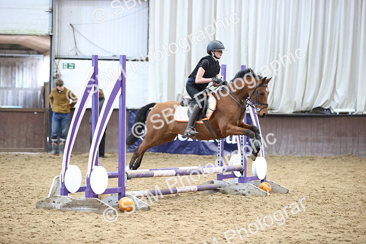 SBM_001286 - Class 3 - Horse & Hound 60cm