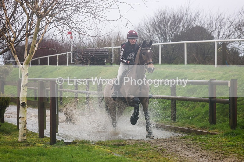 3E7A8192 - Class 4: 100cm