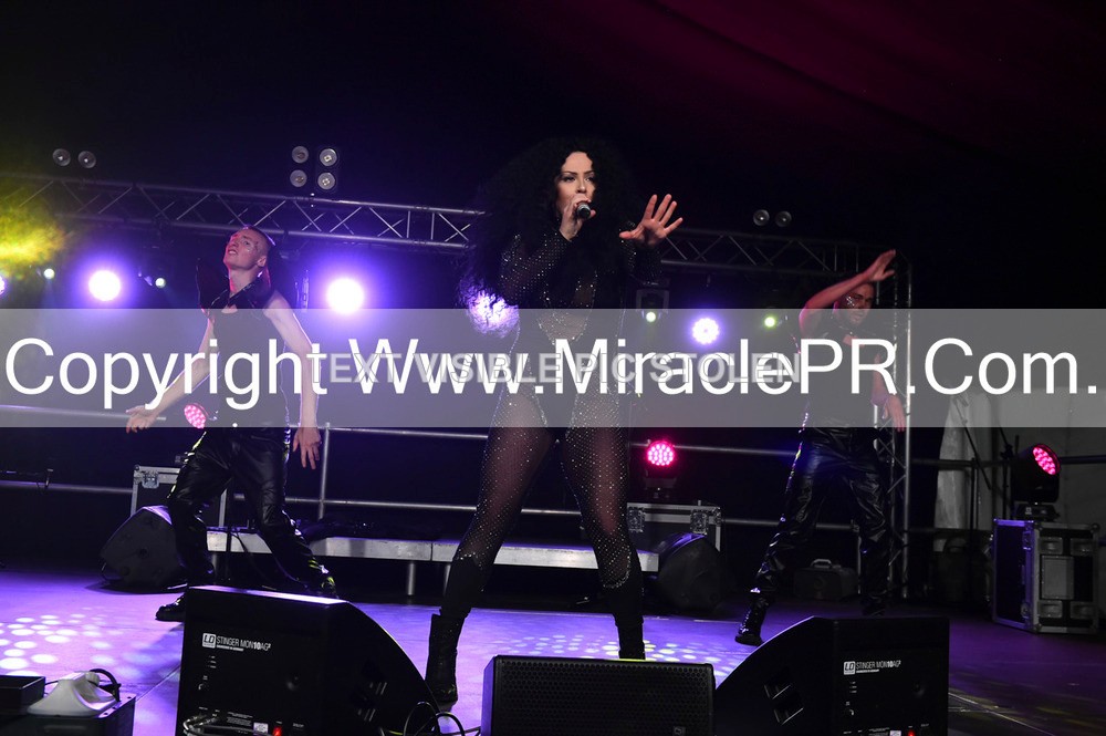 SH4_6927 - The Cher Experience
