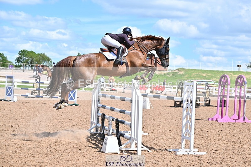 240619A-153113-00843 - Cls 5 Snr Foxhunter and 1.20m Open