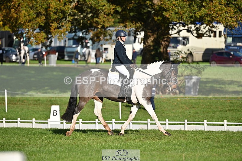 251024A-100623-08228 - G-552-Rachael.Whittaker