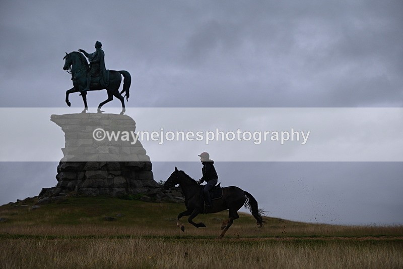 DSC_3375 - Time at Statue 13:51 to 14:55