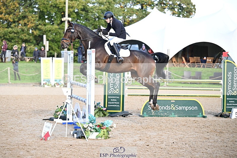 251024A-103155-06483 - B-142-Harry.Hodge