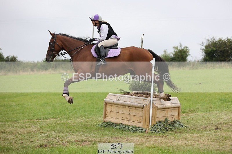 240831A-154021-05147 - 274-Becca.Robinson-VINNIE.SPARKLES