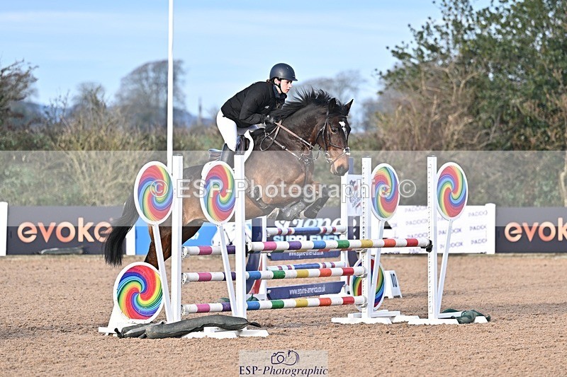 251126-094426-00055 - Cls 0 + 1, Clear Round, British Novice and 90cm