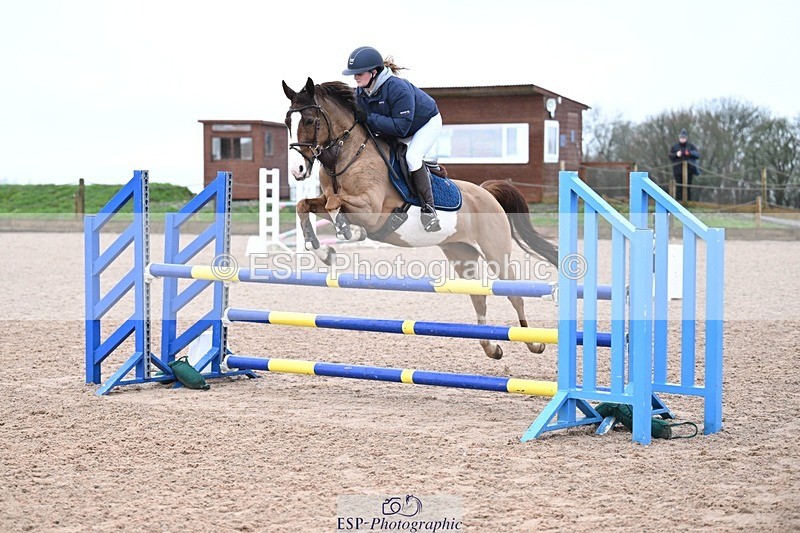 260207-114317-00296 - Cls 14 & 15 Pony Newcomers & Foxhunter 1m & 1.10m