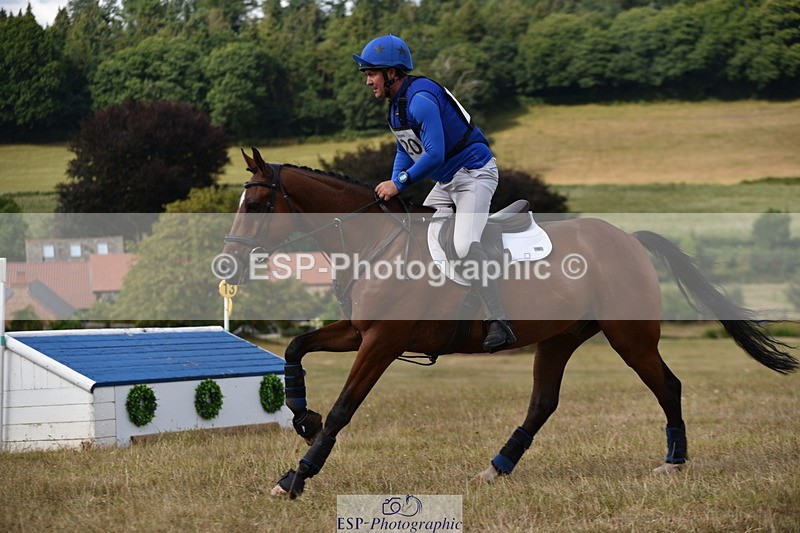 250802A-160234-07168 - E-220-Tim.Cheffings-LEOPOLD.BLOOM.M2S